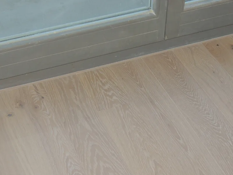 Parkiet panele orzech - zdjęcie 3