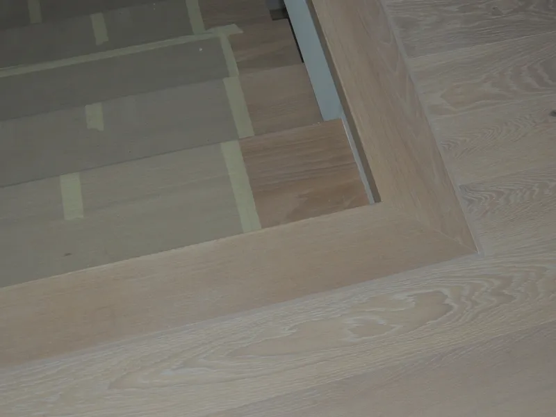 Parkiet panele orzech - zdjęcie 20