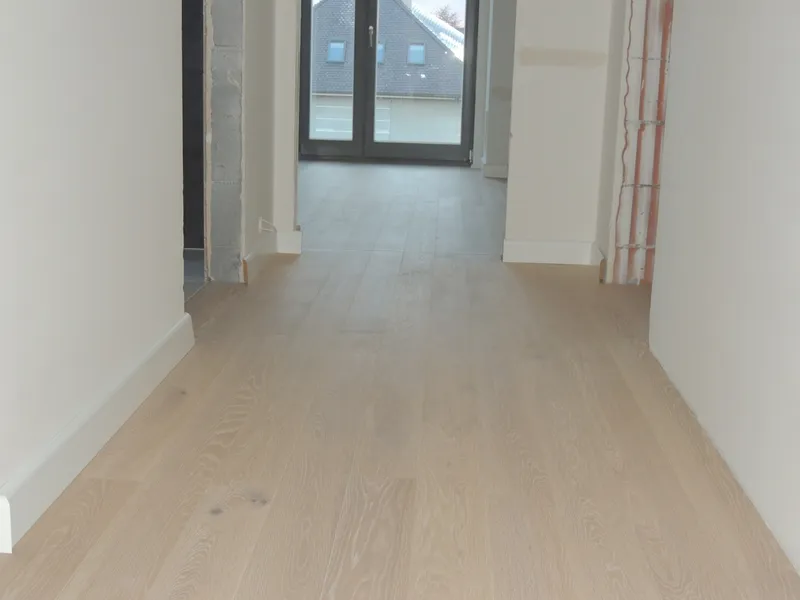 Parkiet panele orzech - zdjęcie 21